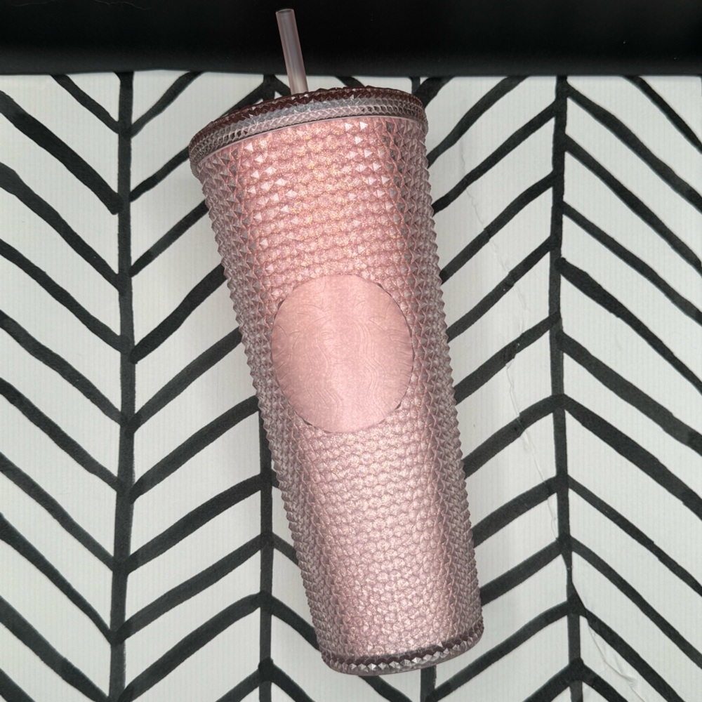 BNWT Sakura Pink Glitter Starbucks 24 oz Tumbler - China Release